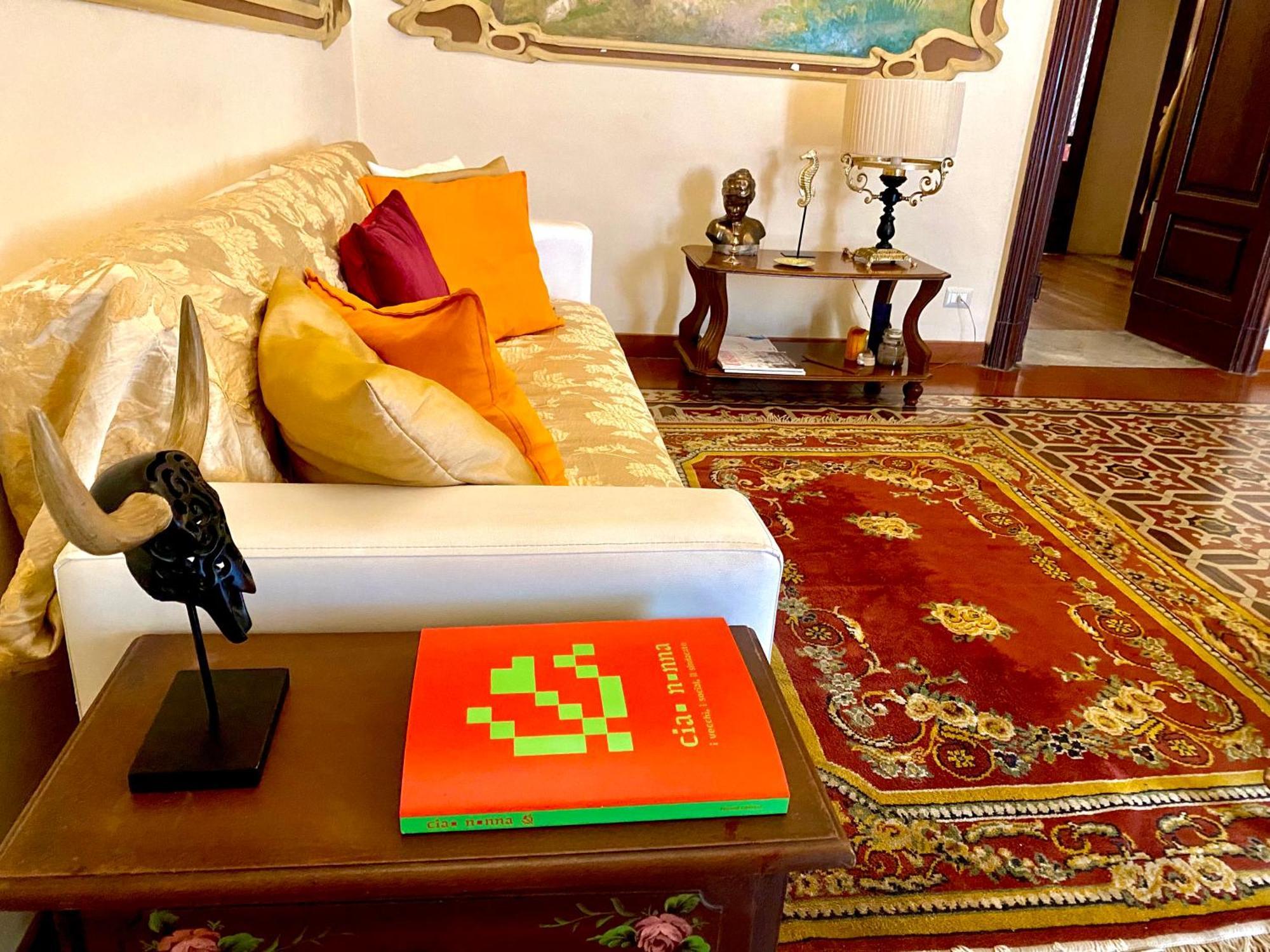 Sake Maison De Charme - Fascinating Ancient Sicilian Mansion Holiday home *