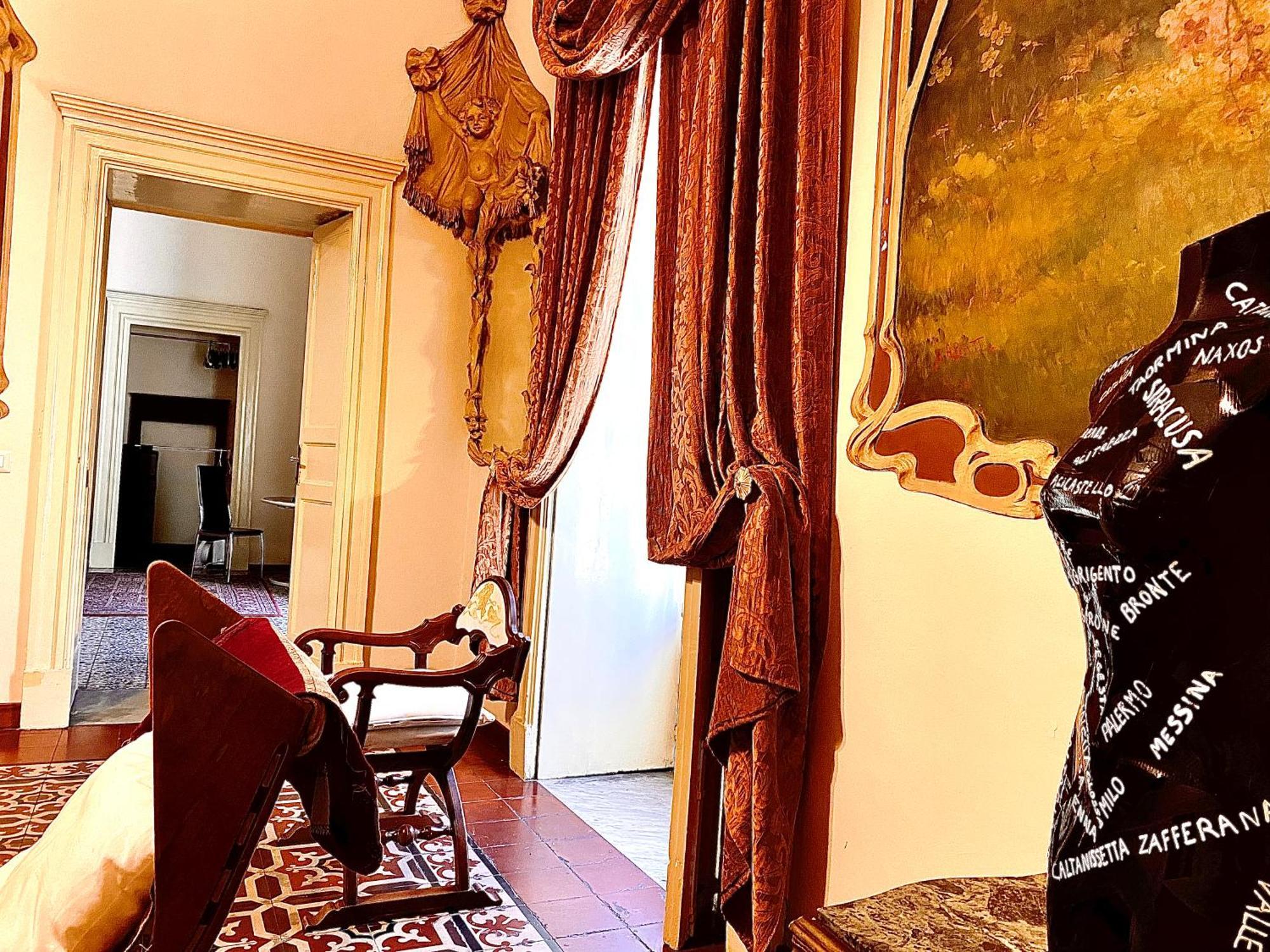 Sake Maison De Charme - Fascinating Ancient Sicilian Mansion Catania